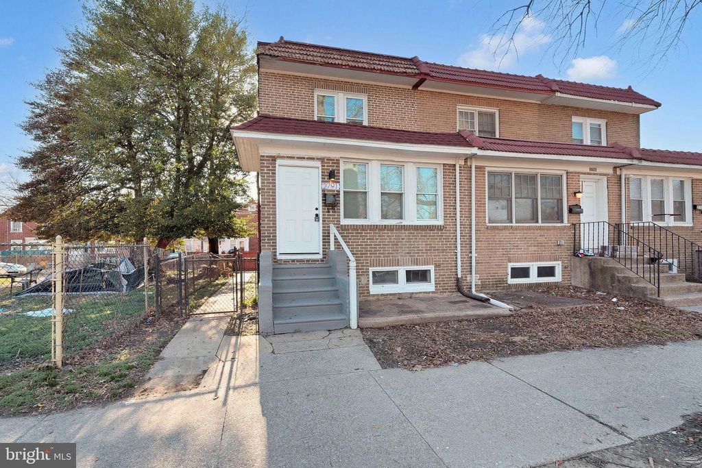 2791 YORKSHIP RD, Camden, NJ 08104