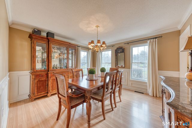 33 Saint Andrews, Glastonbury, CT 06033