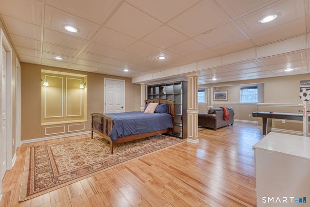 33 Saint Andrews, Glastonbury, CT 06033