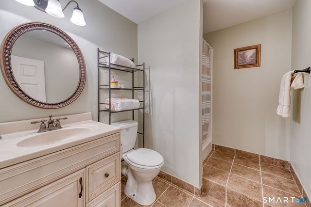 33 Saint Andrews, Glastonbury, CT 06033