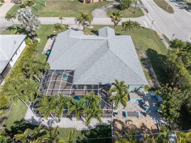 402 SW 46th TER, Cape Coral, FL 33914