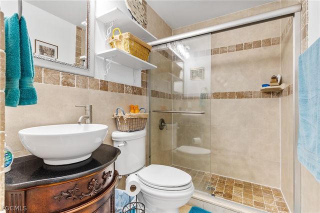 402 SW 46th TER, Cape Coral, FL 33914