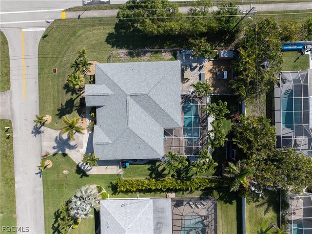402 SW 46th TER, Cape Coral, FL 33914