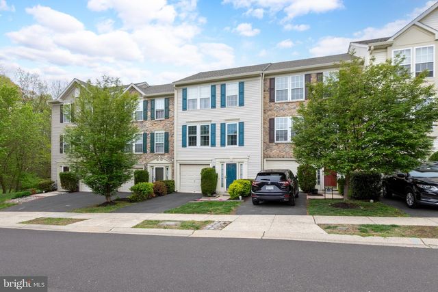 204 ANTHONY CT, North Wales, PA 19454