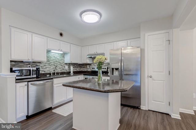 204 ANTHONY CT, North Wales, PA 19454