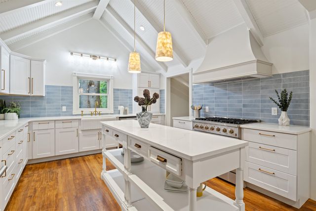 38 Mill Road, North Hampton, NH 03862