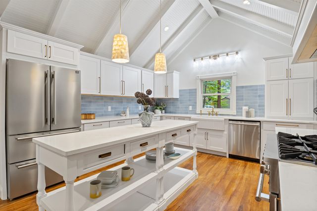38 Mill Road, North Hampton, NH 03862