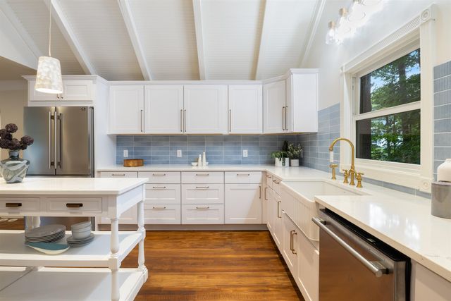 38 Mill Road, North Hampton, NH 03862