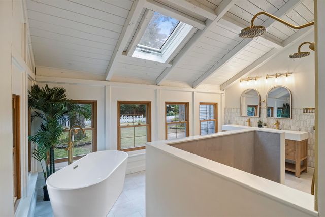 38 Mill Road, North Hampton, NH 03862