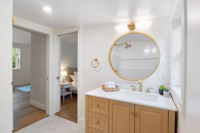 38 Mill Road, North Hampton, NH 03862