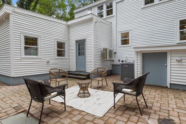 38 Mill Road, North Hampton, NH 03862