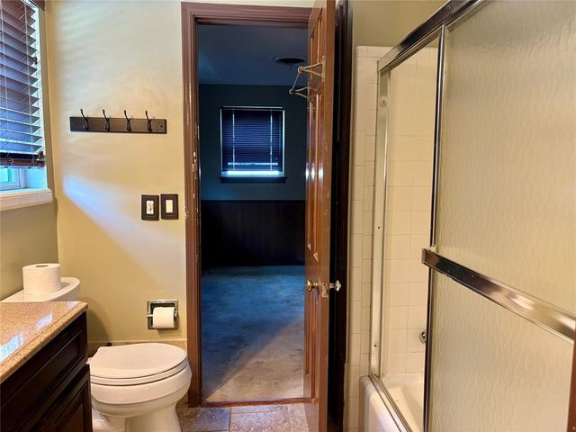 133 S Brentwood Drive, Oklahoma City, OK 73139