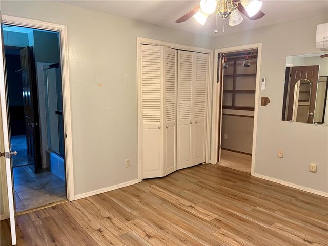 133 S Brentwood Drive, Oklahoma City, OK 73139