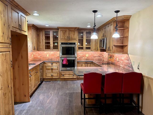 133 S Brentwood Drive, Oklahoma City, OK 73139