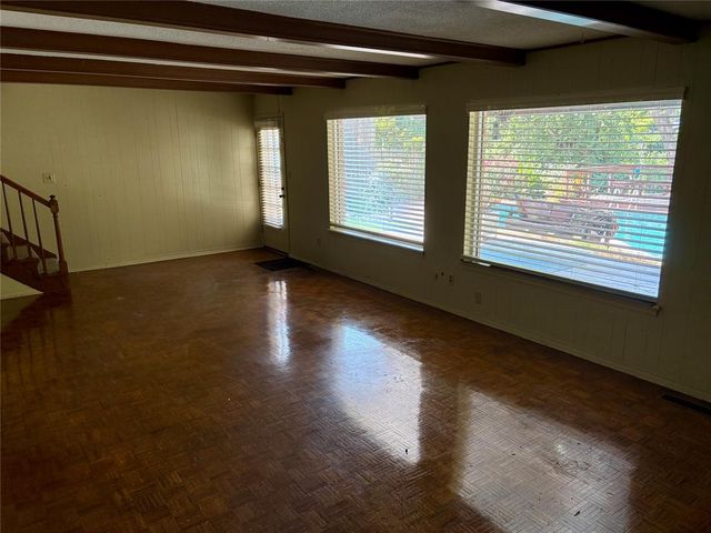 133 S Brentwood Drive, Oklahoma City, OK 73139