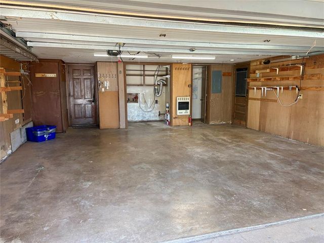 133 S Brentwood Drive, Oklahoma City, OK 73139