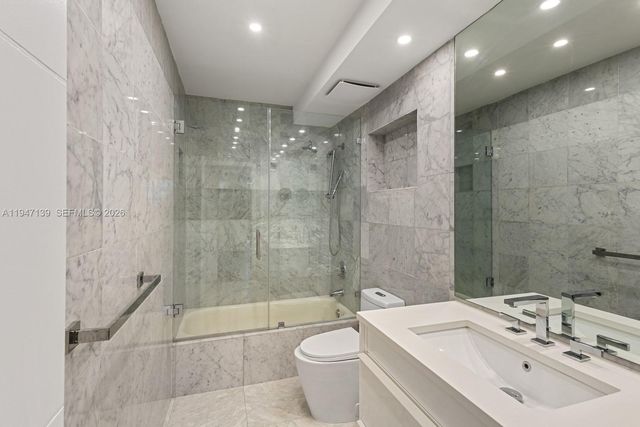 1121 Crandon Blvd E201, Key Biscayne, FL 33149