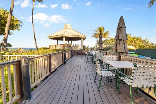 1121 Crandon Blvd E201, Key Biscayne, FL 33149