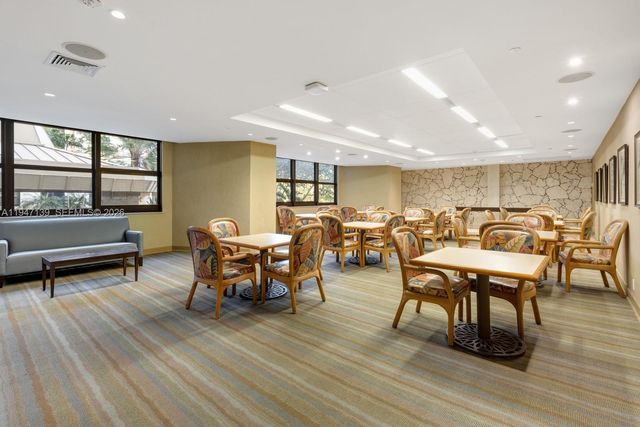 1121 Crandon Blvd E201, Key Biscayne, FL 33149