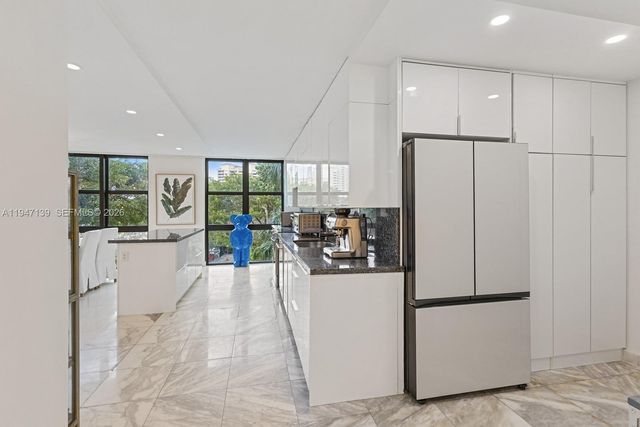 1121 Crandon Blvd E201, Key Biscayne, FL 33149