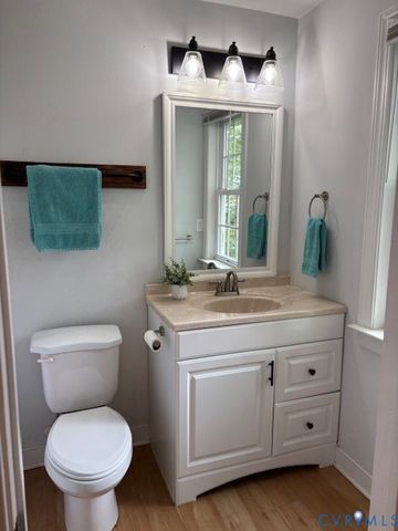 221 Henry Clay Rd, Ashland, VA 23005