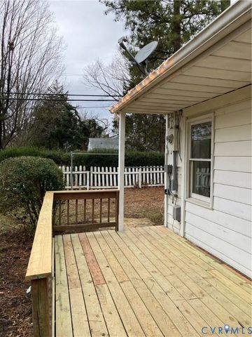 221 Henry Clay Rd, Ashland, VA 23005