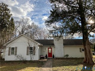 221 Henry Clay Rd, Ashland, VA 23005