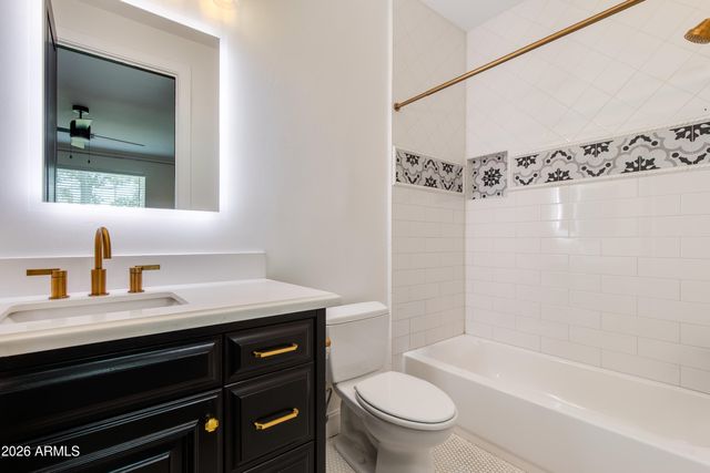 4019 E DEVONSHIRE Avenue, Phoenix, AZ 85018