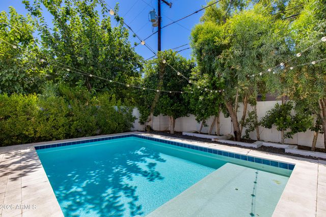 4019 E DEVONSHIRE Avenue, Phoenix, AZ 85018