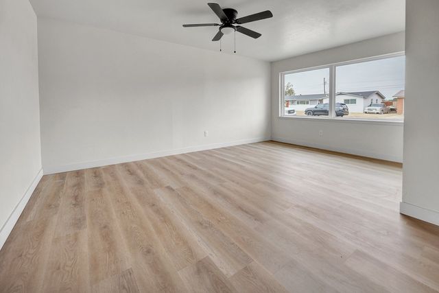 2724 Cambridge St, Odessa, TX 79761