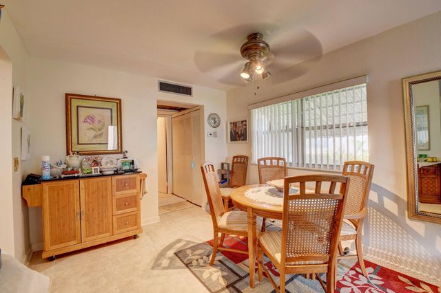 450 Brittany Drive, Delray Beach, FL 33446