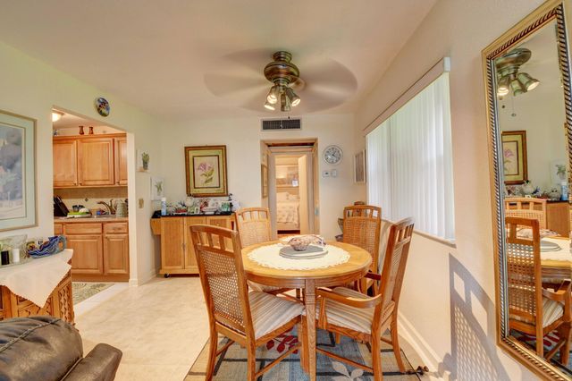 450 Brittany Drive, Delray Beach, FL 33446