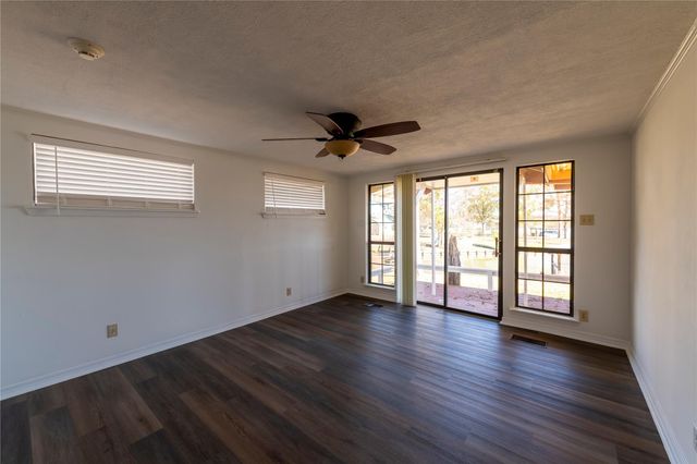 119 Elm Drive, Onalaska, TX 77360