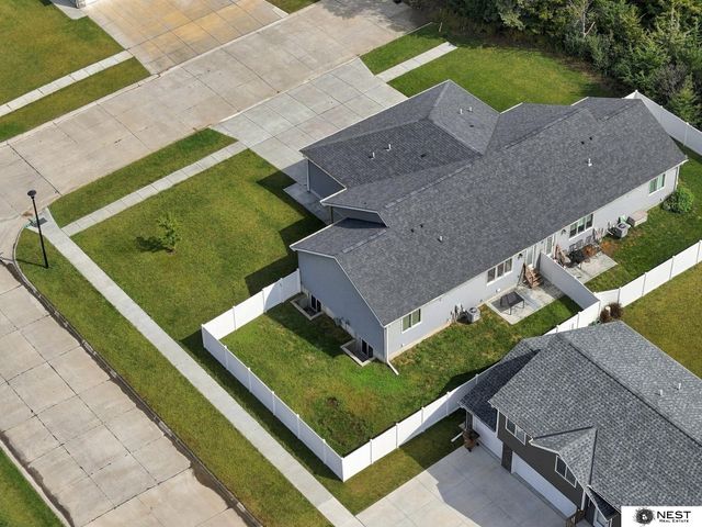 4071 W Gary Gateley Street, Lincoln, NE 68524