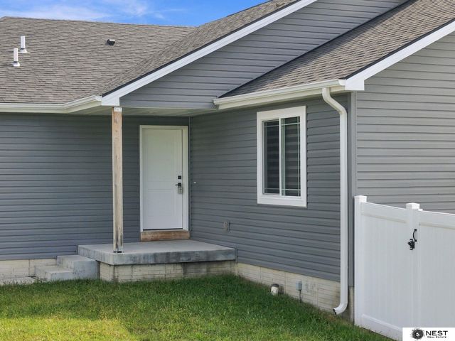 4071 W Gary Gateley Street, Lincoln, NE 68524