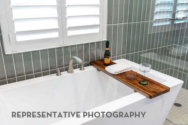 100 Rainwater Creek, Boerne, TX 78006