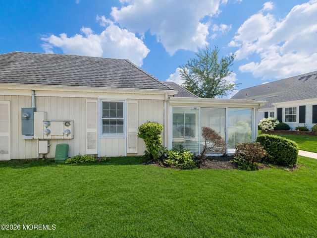 140A Plymouth Lane, Monroe, NJ 08831