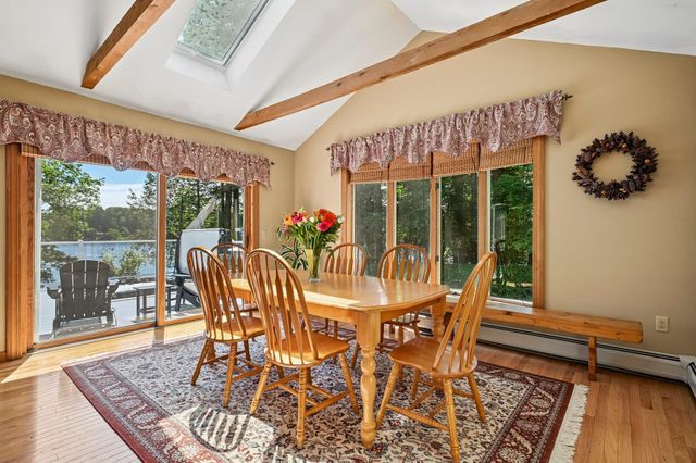 76 Holts Point Road, Sandown, NH 03873