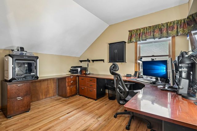 76 Holts Point Road, Sandown, NH 03873