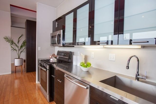 156 Porter Street 424, Boston, MA 02128