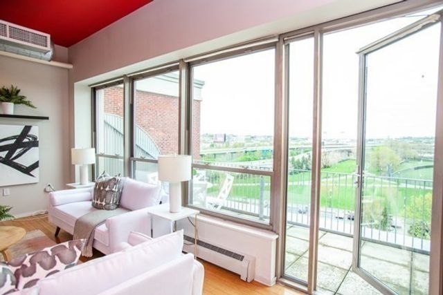 156 Porter Street 424, Boston, MA 02128