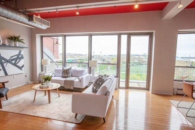 156 Porter Street 424, Boston, MA 02128