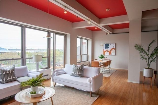 156 Porter Street 424, Boston, MA 02128