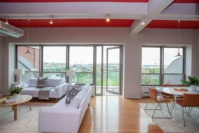 156 Porter Street 424, Boston, MA 02128