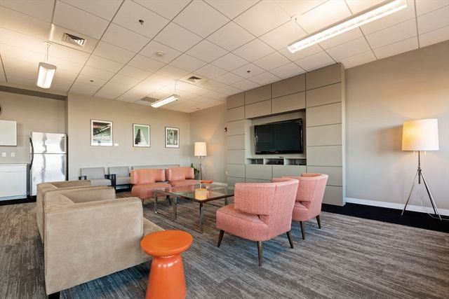 156 Porter Street 424, Boston, MA 02128