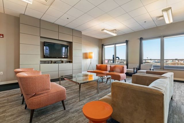 156 Porter Street 424, Boston, MA 02128