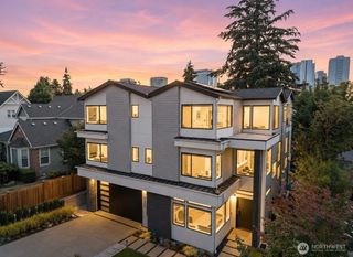 422 98th Avenue NE, Bellevue, WA 98004