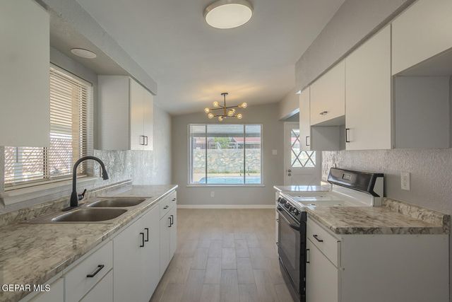 8747 PLAINS Drive, El Paso, TX 79907