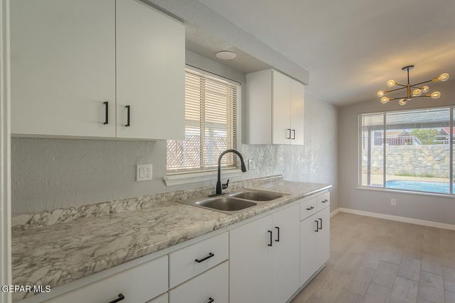 8747 PLAINS Drive, El Paso, TX 79907