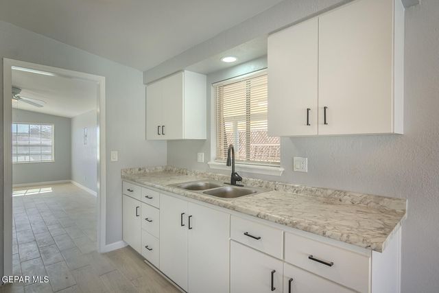 8747 PLAINS Drive, El Paso, TX 79907